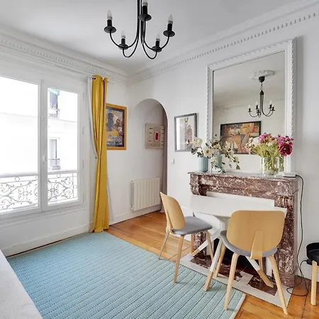 Daire Cosy Flat 2 Bdr Arc De Triomphe Champs Elysees